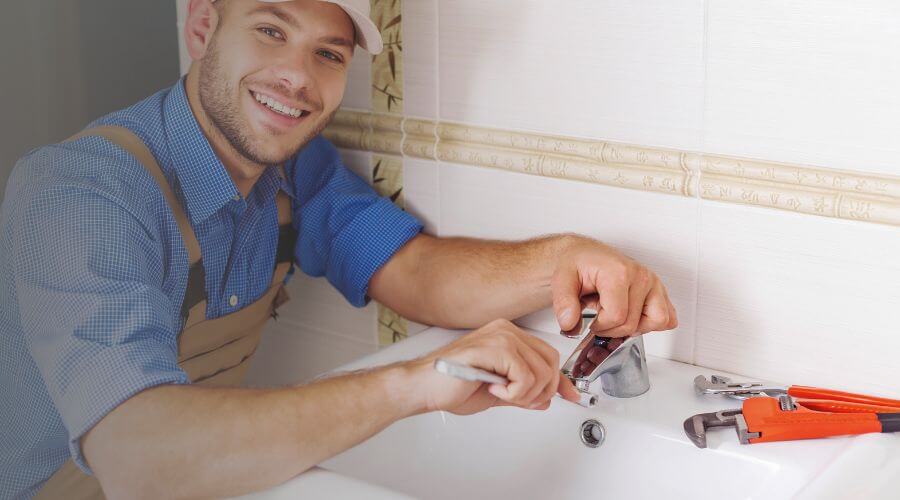 Professional sink repair in Edelstein, IL